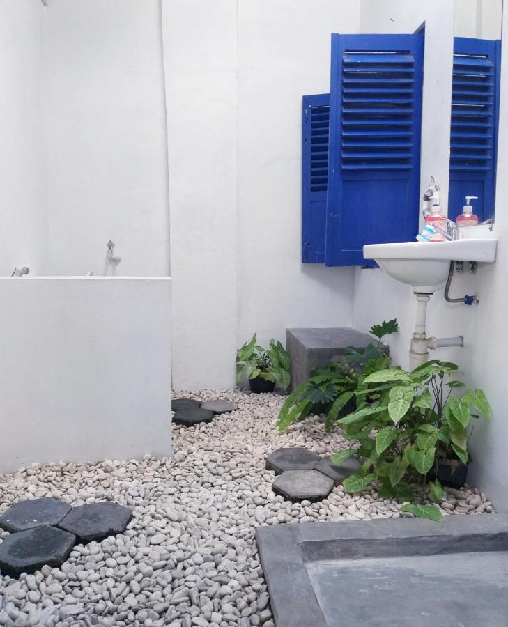 Pondok Sare Albergue Yogyakarta Exterior foto